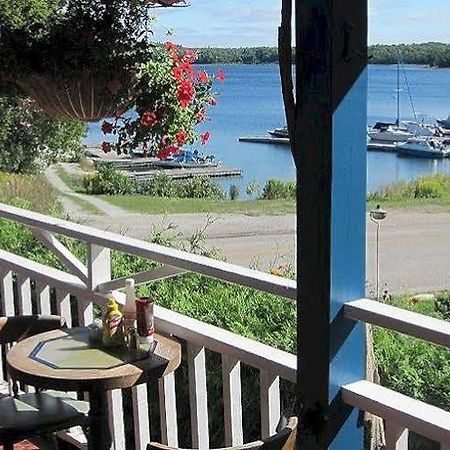 The Meldrum Bay Inn 1876 Экстерьер фото